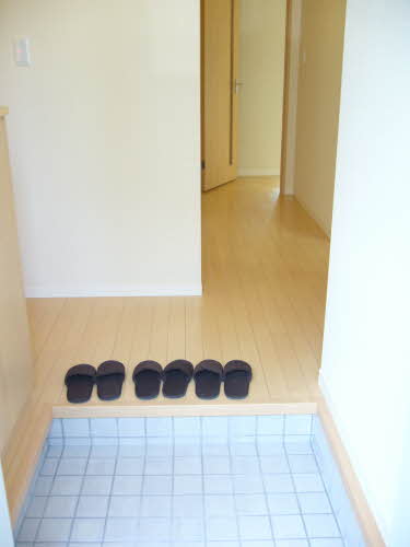 メゾン・ド・リッツ弐番館 B106号-2