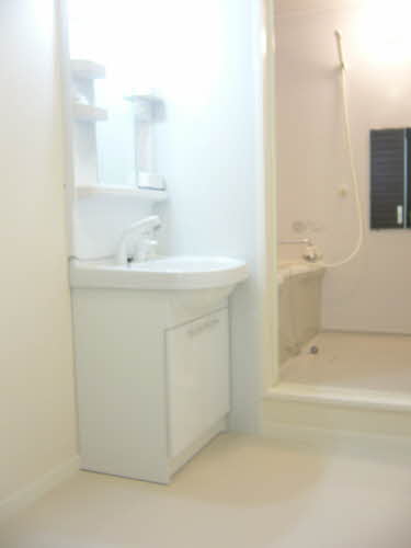 メゾン・ド・リッツ壱番館 A101号-8