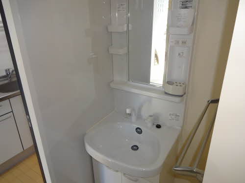 ヴィータ・中田本町 A201号-8