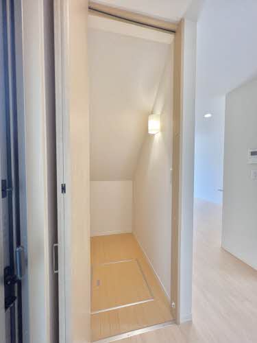 フリューロート 000B号-13