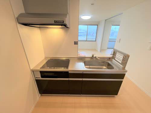 シャーメゾンＥ－ｃｅｎｔｒｅ 0202号-4