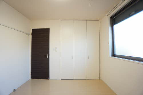 コーポラス岩成台 A101号-8