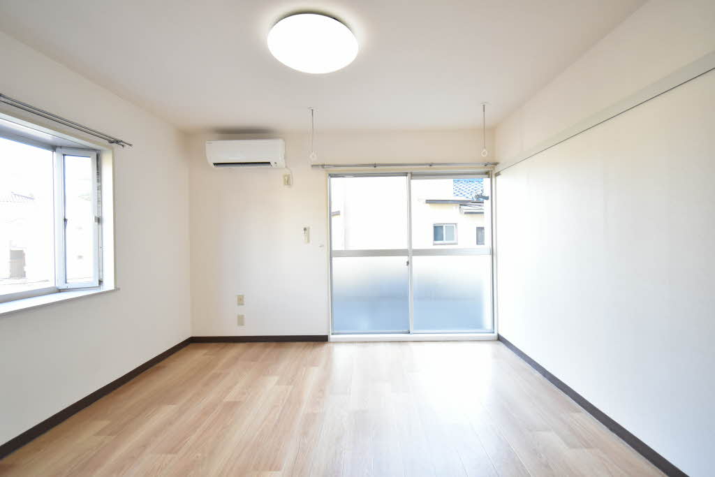 アーバン２１ 0101号-2