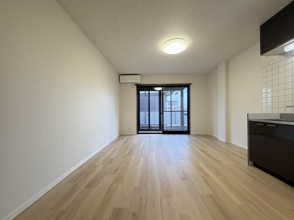 ドリームメゾン A102号-2