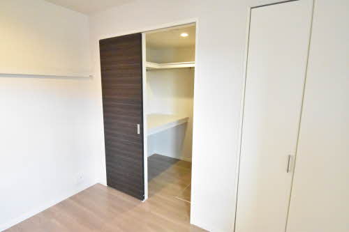 Ｇｒａｎ　Ｌｅ　Ｒｉｒｅ（グラン　ル　リール） 0103号-5