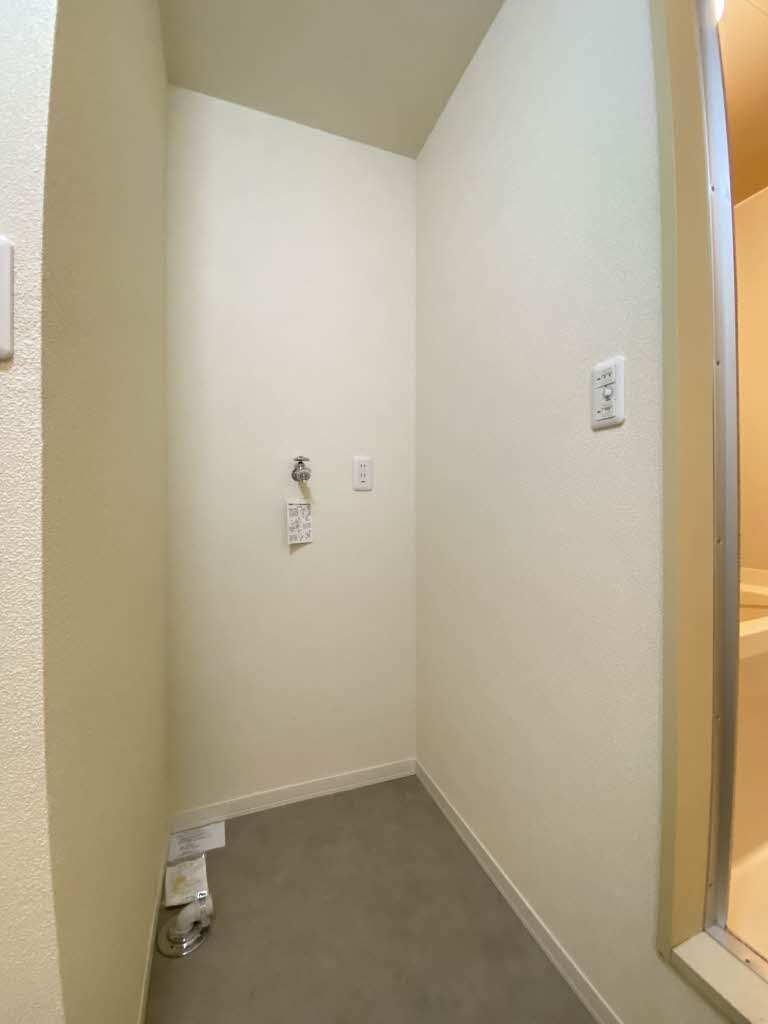 メゾン城ヶ崎 0201号-13