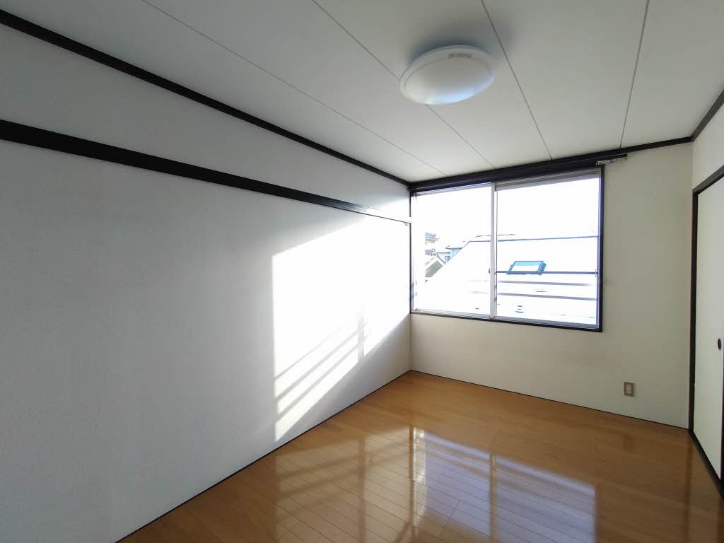 シャイニーグレンジ岡 A201号-10