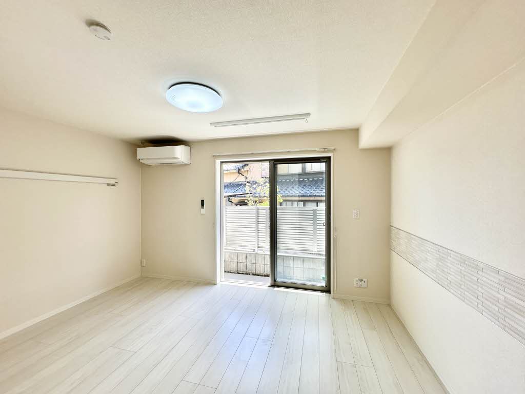 シャーメゾンガーデンズ　ロウクワット 0101号-5