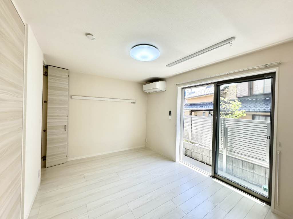 シャーメゾンガーデンズ　ロウクワット 0101号-6