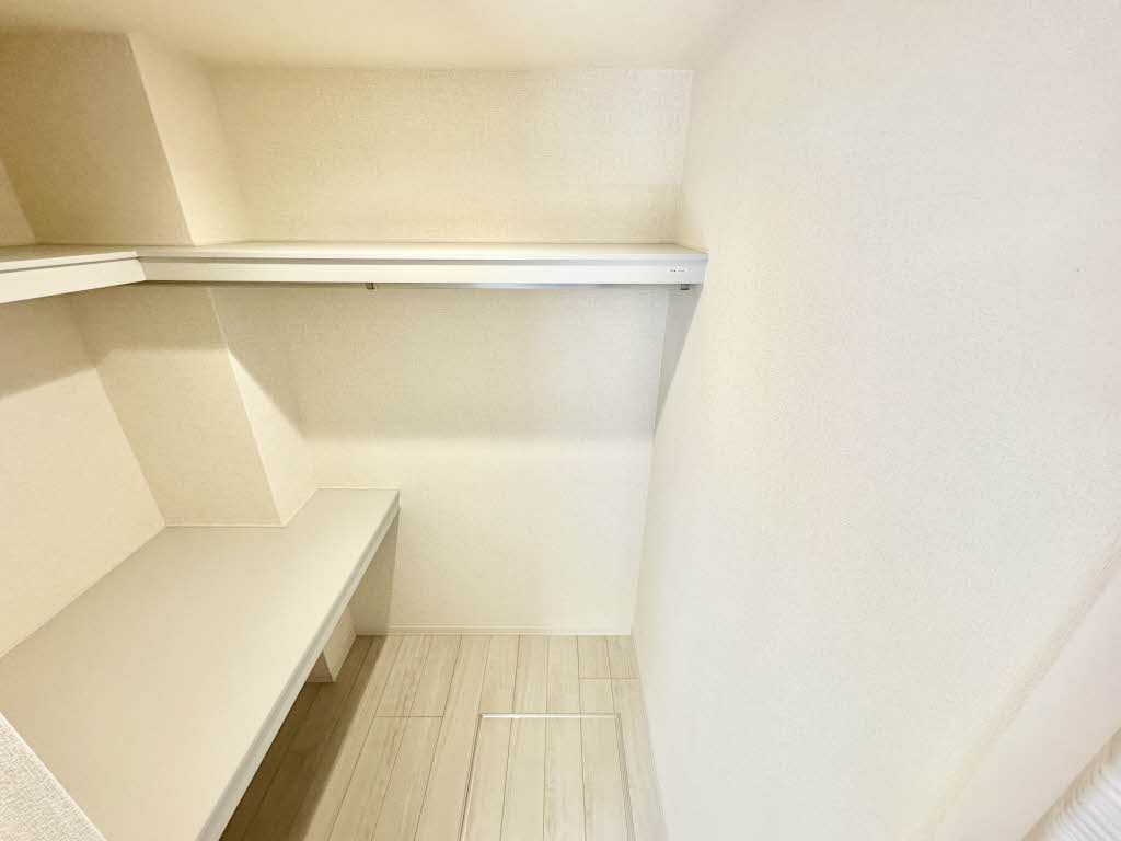 シャーメゾンガーデンズ　ロウクワット 0101号-8