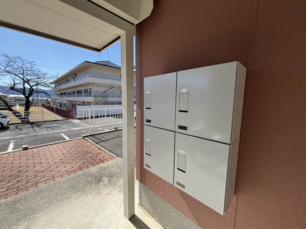 フレグランス花田 0101号-4