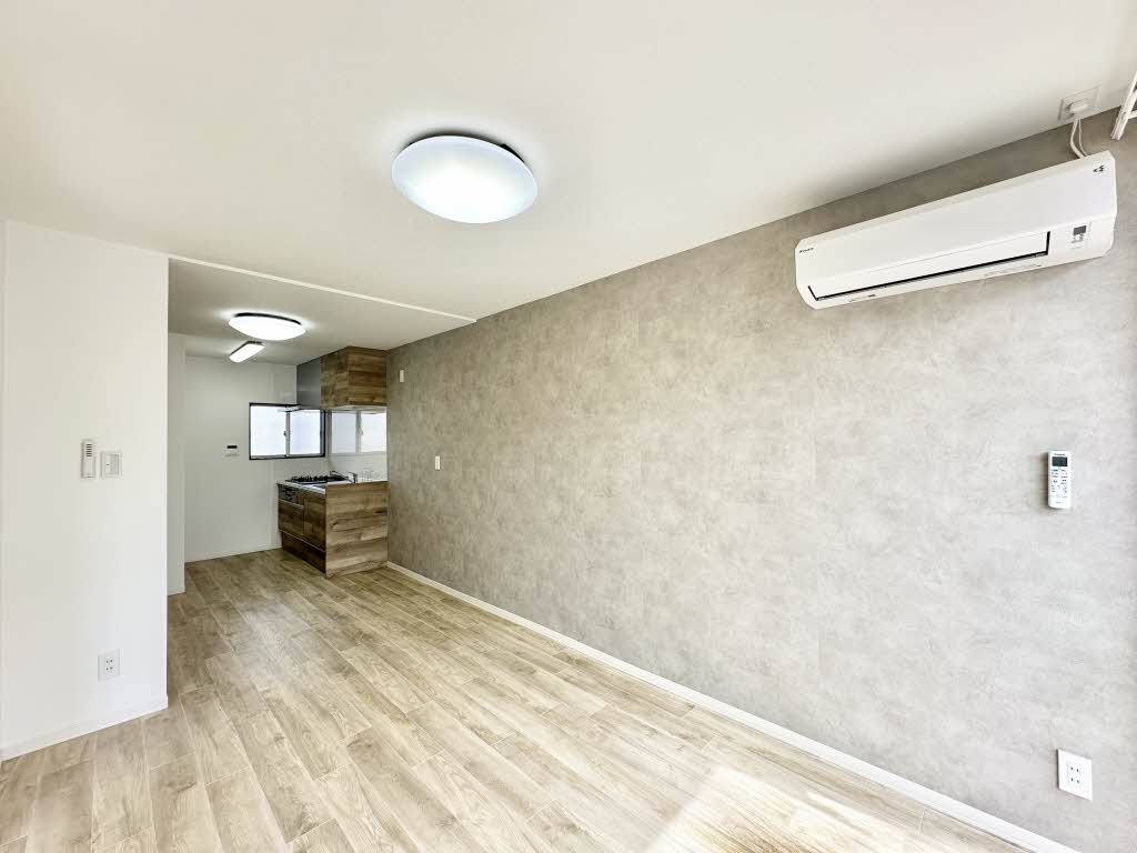 フォーブル八帖 B101号-1