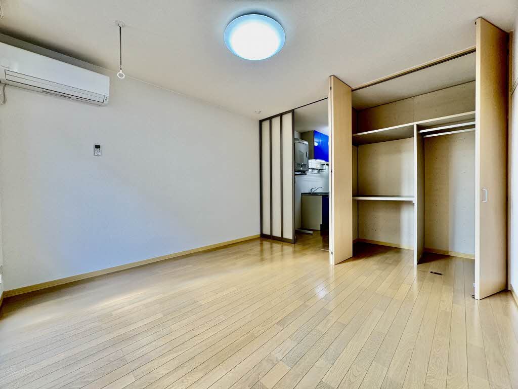 アバンサールＷ 0102号-2