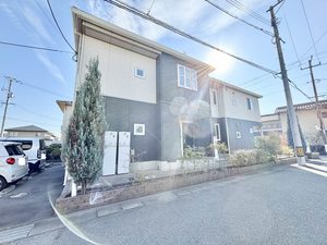 アッヴェニーレ　Ａ棟 A0102号-1