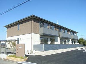 シャーメゾン秦山Ⅱ 102号-1