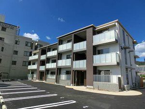 Ｒｅｆｉｓｉａ　Ｇａｒｄｅｎ上安　Ⅰ番館