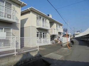 フレグランス飯山　Ａ棟 A201号-1