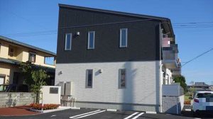 シャーメゾン浦川 201号-1