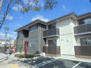 シャーメゾン中央