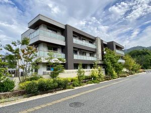 ラ・スリーズガーデン　Ａ棟 A0305号-1