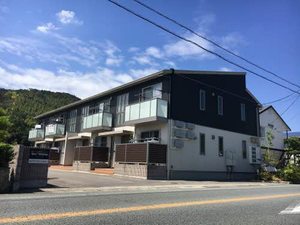 シャーメゾン阿南　三番館