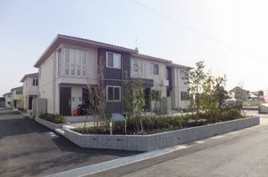 フォレナコート春日　Ａ棟