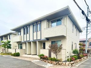 シャーメゾン　コンフォーザ　Ｂ棟 B201号-1