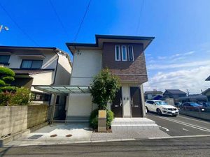 シャーメゾンリラ