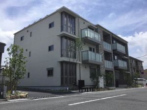 Ｓｕｎｓｈｉｎｅ　Ｇａｒｄｅｎｓ　高柳 A0302号-1