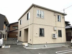 シャーメゾン八幡