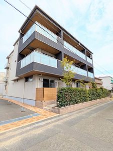 シャーメゾン　ブラウ