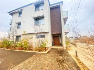 シャーメゾンＪＨ丸亀