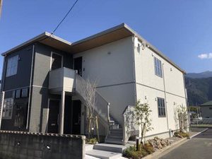 リラフォート国領