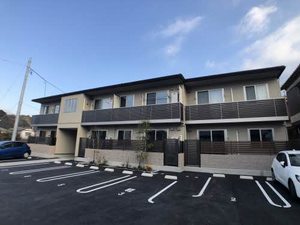 シャーメゾン石手白石 A0205号-1