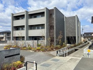 ＨＩＲＡ　ＴＥＲＲＡＣＥ A0306号-1