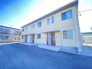 メゾン・プレジール津森Ⅱ 203号-1