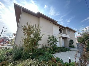 Ｌａ　ｐｅｉｎｔｕｒｅ A0105号-1