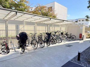 サングラリオ 306号-2