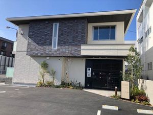 ウィステリア上天神