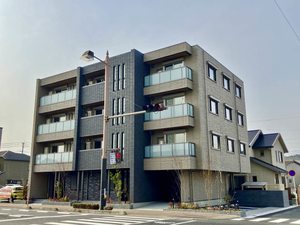 レフィシア津倉