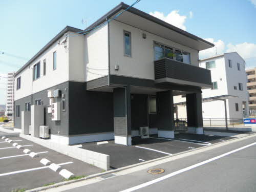 シャーメゾン段原山崎