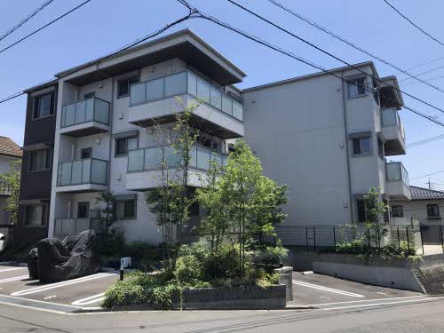 メゾン府中南