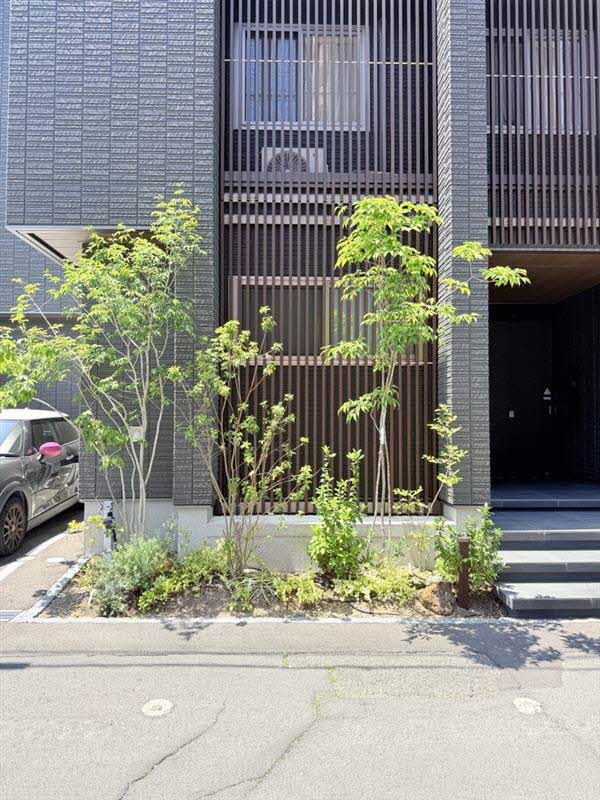 ロイヤルシャーメゾン栗林 301号-15