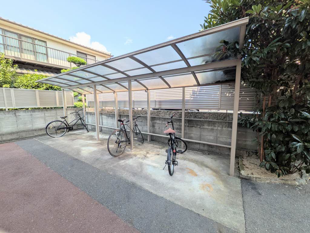 ラ・ヴィータ国富 参番館 B0102号-15