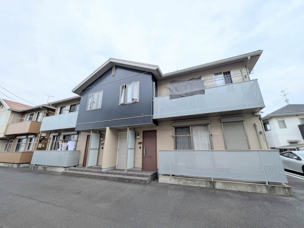 シャーメゾンつばき　３番館