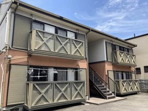 ファミール一柳　Ｂ棟