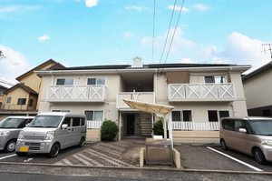 ファミーユ中山台