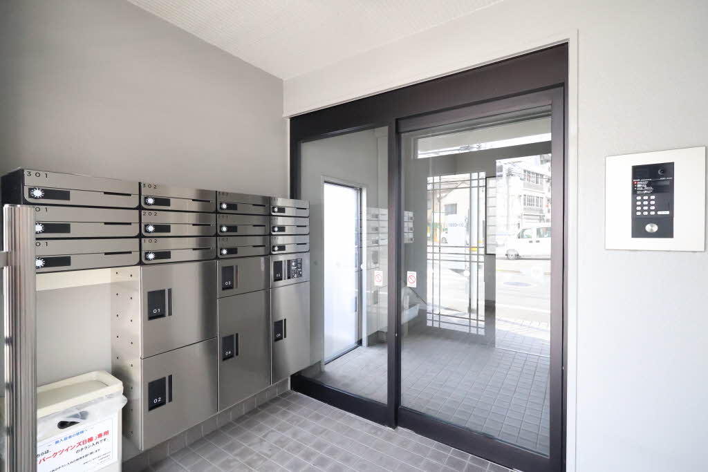 パークツインズ B棟 B0105号-13