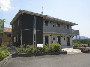 カーサ・ア・コルテ　Ⅱ棟 B0203号-1