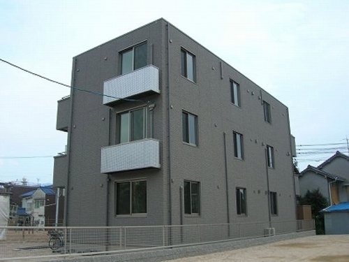 Ａ　ＴＥＳ　ＳＯＵＨＡＩＴＳ（アテスウェイ）